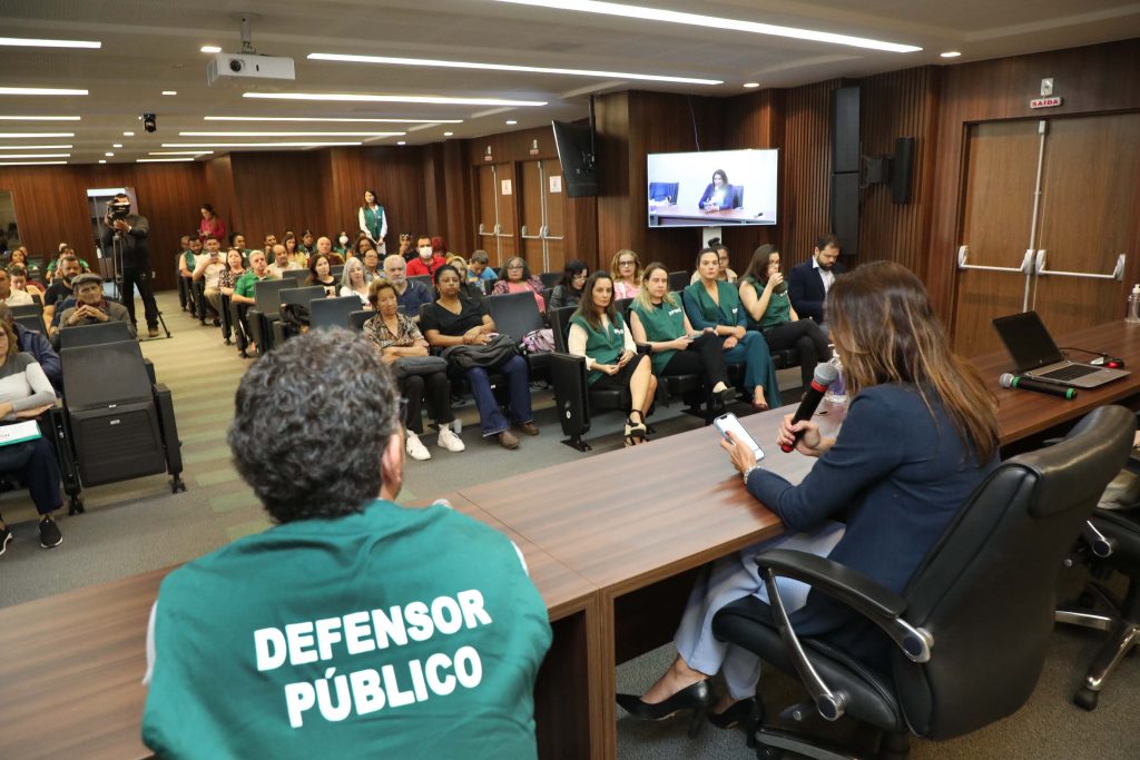 Defensoria de Minas ajuíza ação para bloqueio de patrimônio dos sócios e ressarcimento de danos aos pacientes da Clínica Arcata