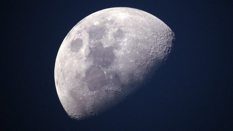 Noite Internacional de Observação da Lua no Espaço do Conhecimento UFMG