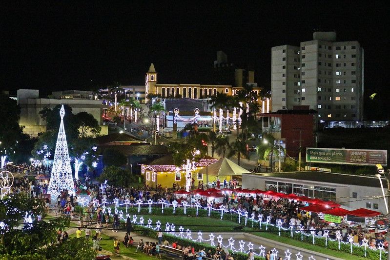 Atenção ambulantes: a Prefeitura de Contagem abrirá inscrição para interessados em trabalhar no Natal de Luz 2024