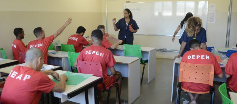 Unidades prisionais e socioeducativas de Minas contam com a dedicação de mais de 2 mil professores