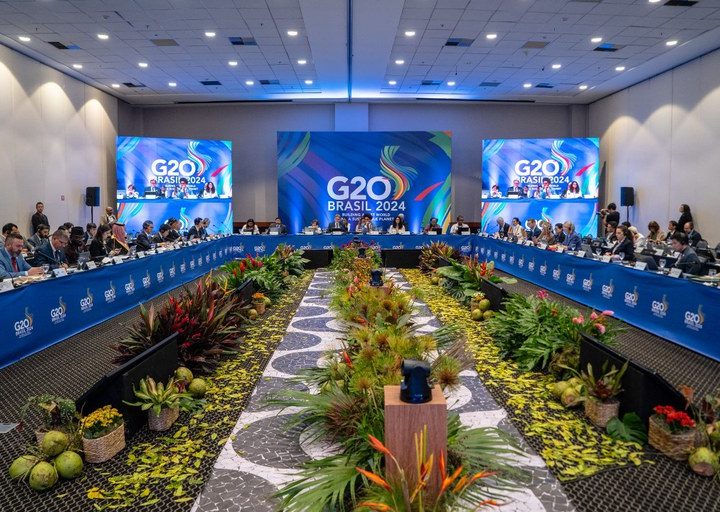 PREVENÇÃO DE DESASTRES:  Reunião do G20 apresentará ações de prevenção de desastres climáticos em periferias brasileiras