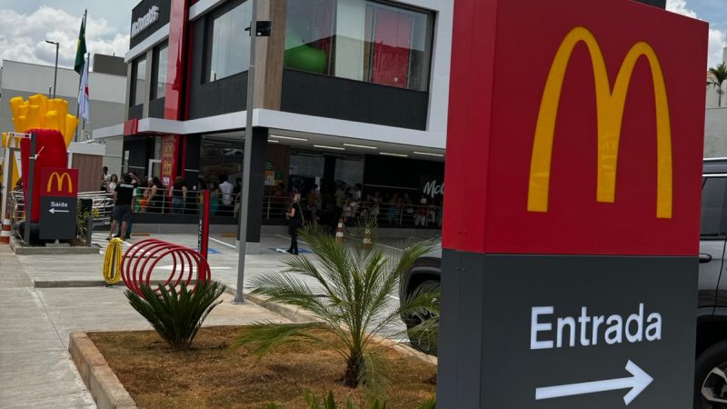 Emprego jovem: ​​McDonald’s abre 100 vagas em Belo Horizonte