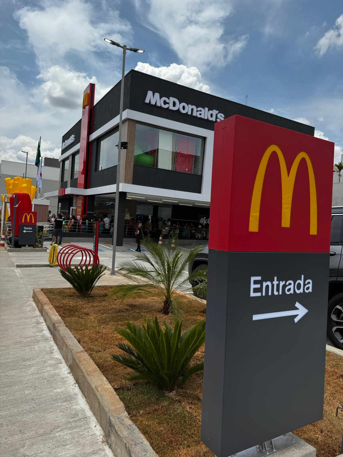 Emprego jovem: ​​McDonald’s abre 100 vagas em Belo Horizonte