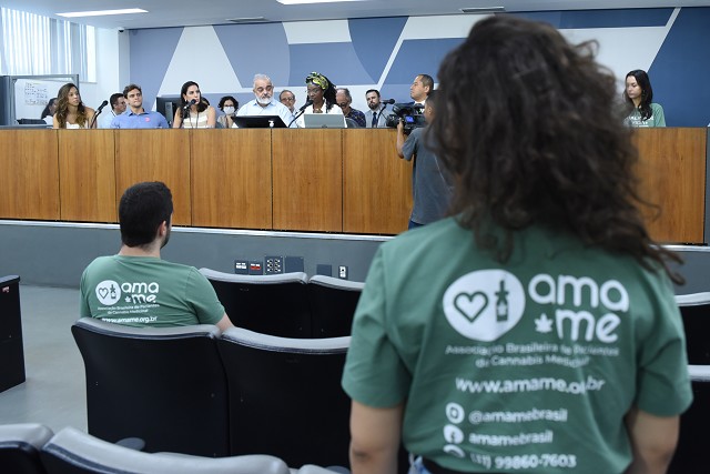 ALMG: acesso universal à cannabis é defendido em reunião