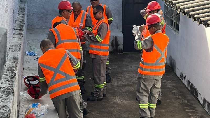 Detentos trabalham na construção do novo Presídio de Lavras