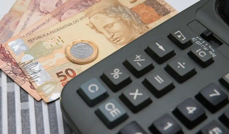 PIB avança 0,9% no terceiro trimestre, com alta em Serviços e Indústria