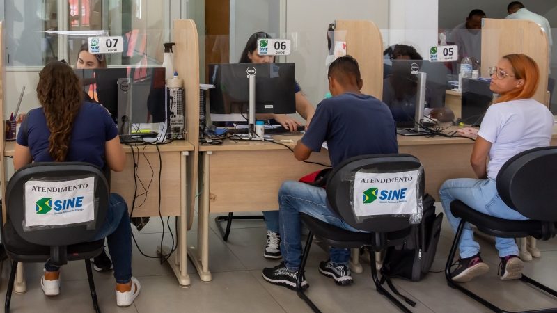 Feirão de Empregabilidade oferta 420 vagas para monitores escolares, nos dias 28, 29 e 30/1