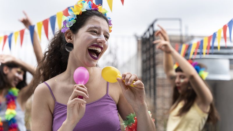 5 estratégias para pequenos empreendedores faturarem mais no Carnaval