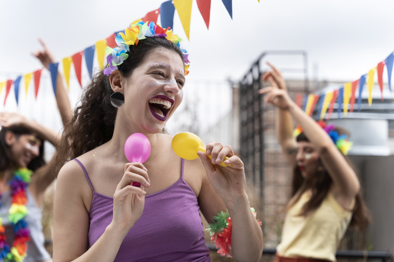 5 estratégias para pequenos empreendedores faturarem mais no Carnaval